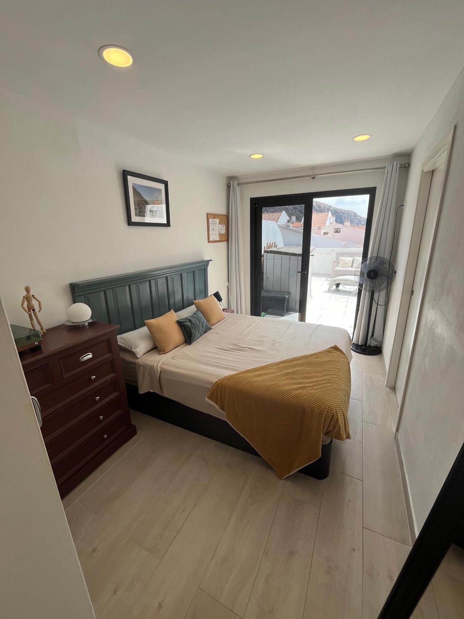Ferienwohnung Sea View Penthouse With Large Terrace Los Cristianos  Exterior foto